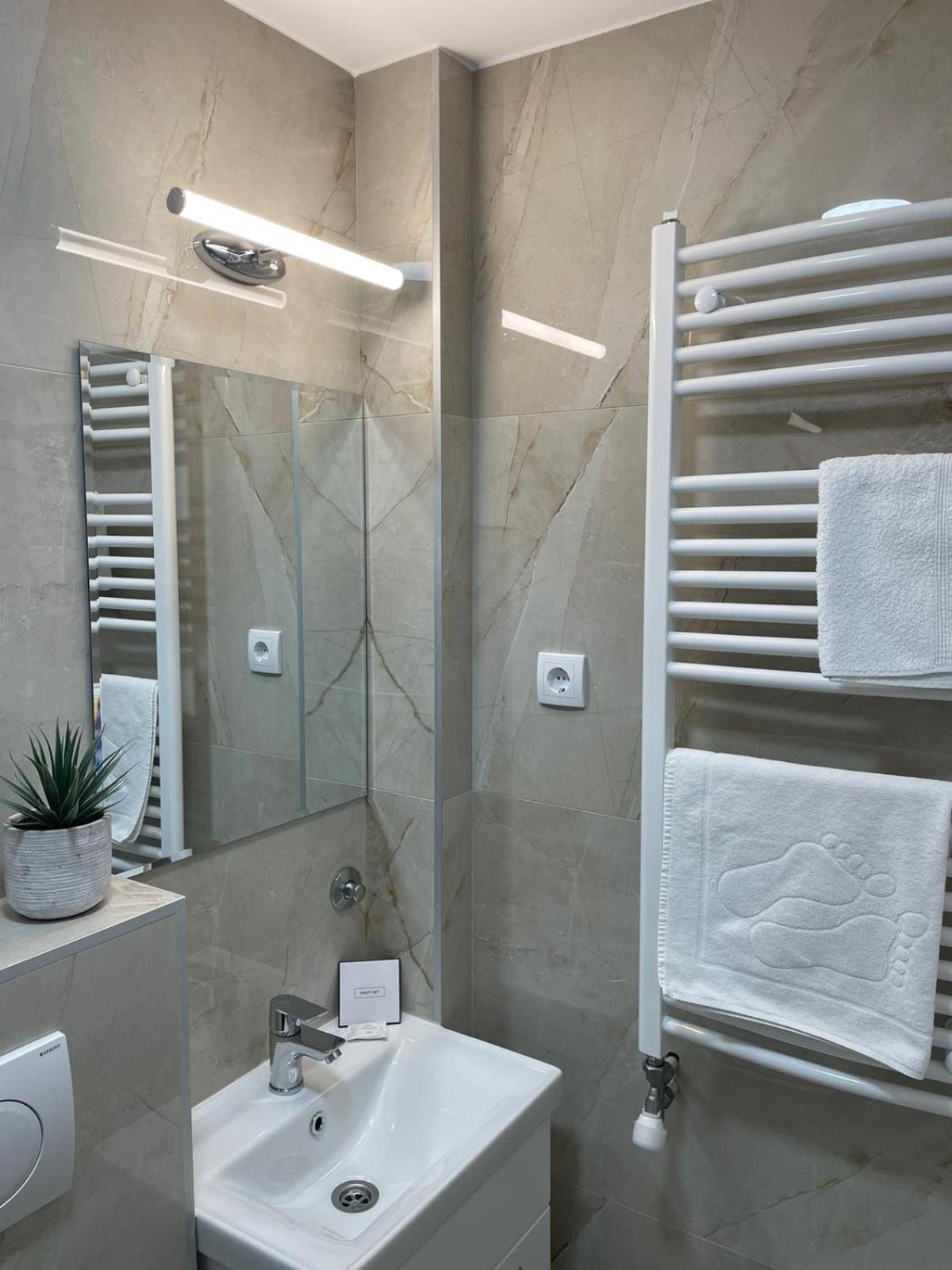 Galaxy Apartments Белград Экстерьер фото